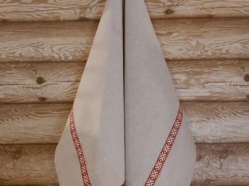 Lina dvielis 45x70cm ar sarkanbrūnganu tautisku lentu