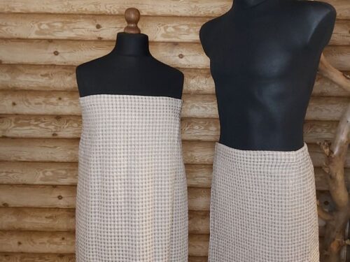 Komplekts sievietei un vīrietim (divkrāsu gaišs) : Lina/kokvilnas vafeļauduma pirts kleita sievietei un pirts svārkiem vīrietim (krāsa-zaļgani dzeltena). Izmērs abiem: L-XL. KOMPLEKTS IZDEVĪGĀK!